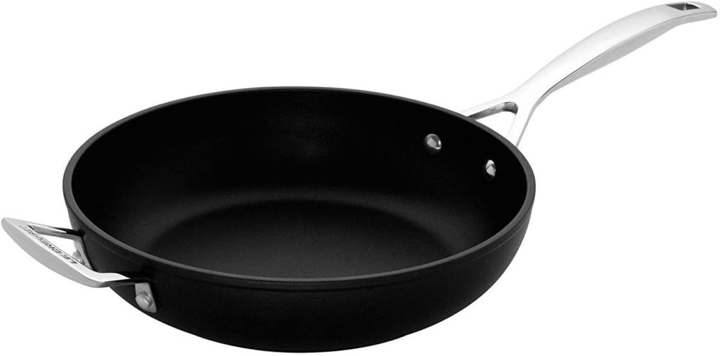 LE CREUSET Sauteuse en Aluminium Forgé avec Poignée d'Assistance, 28 cm, Anthracite/Argenté,51101280010202
